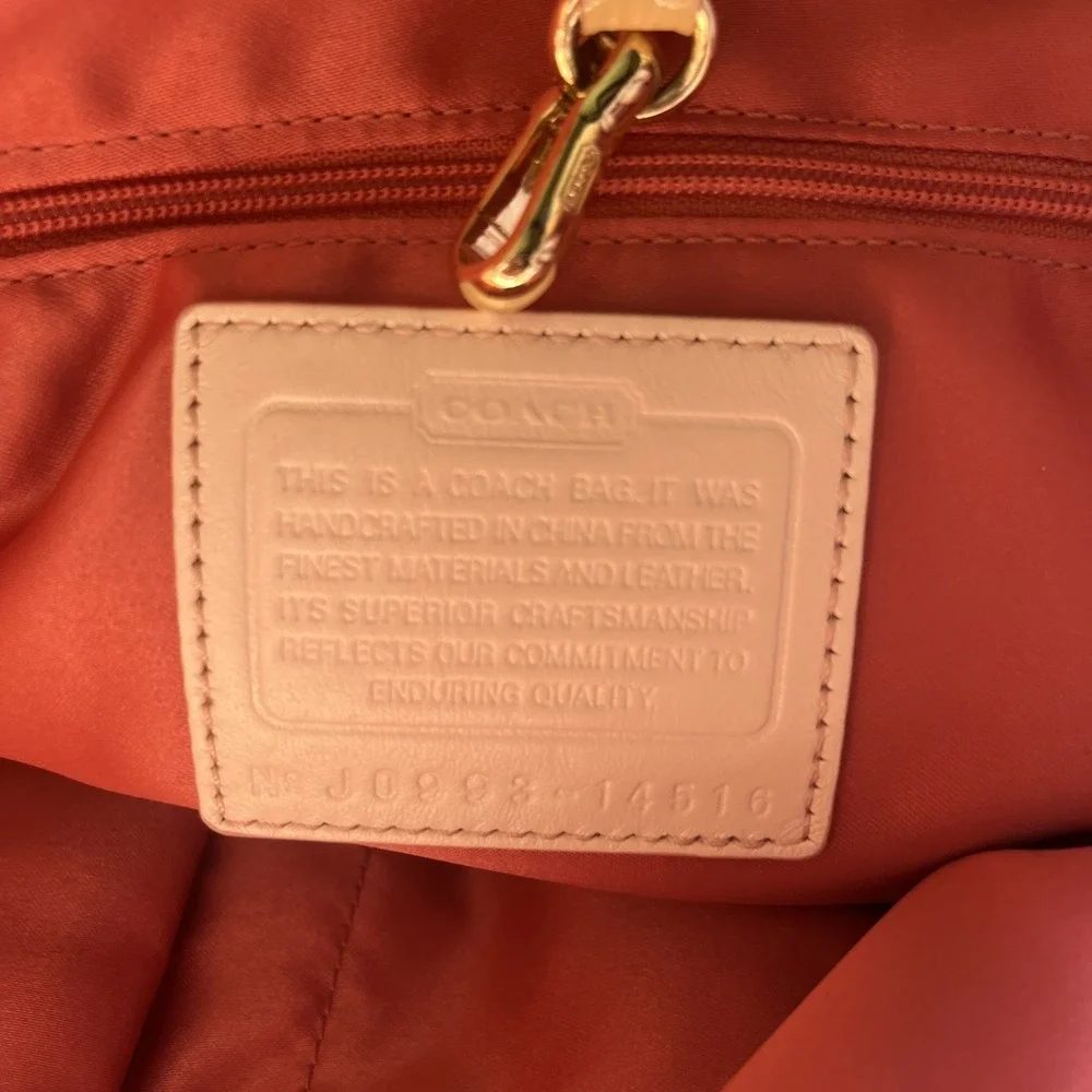 Y2K Coach Soho Leather Patchwork Hobo Shoulder Bag Cream Coral Pink Tan